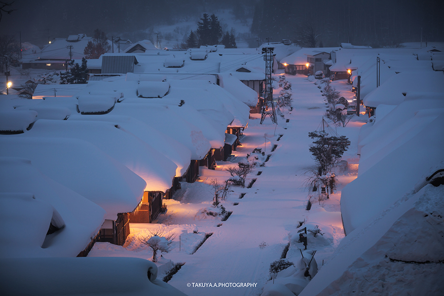 福島県の絶景 大内宿の雪景色