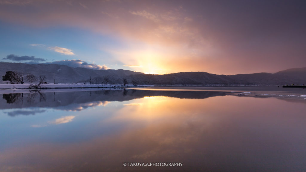 滋賀県の絶景 余呉湖の雪景色4