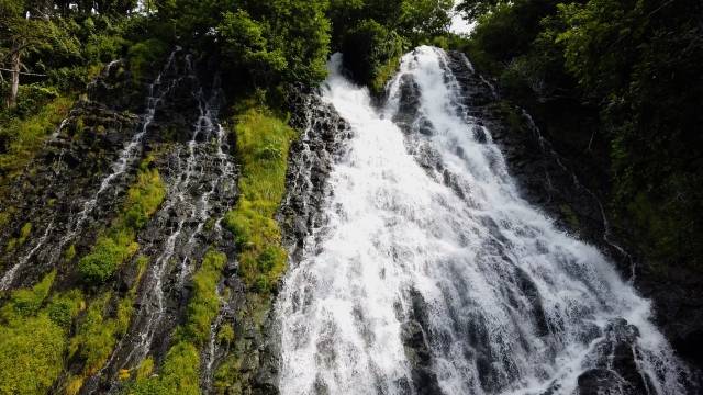 北海道の絶景 オシンコシンの滝