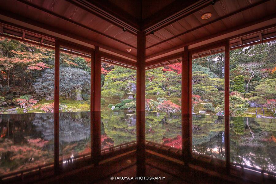 滋賀県の絶景 旧竹林院の紅葉