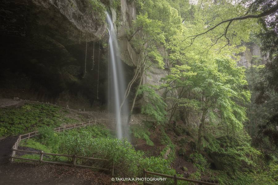 群馬県の絶景 棚下不動の滝