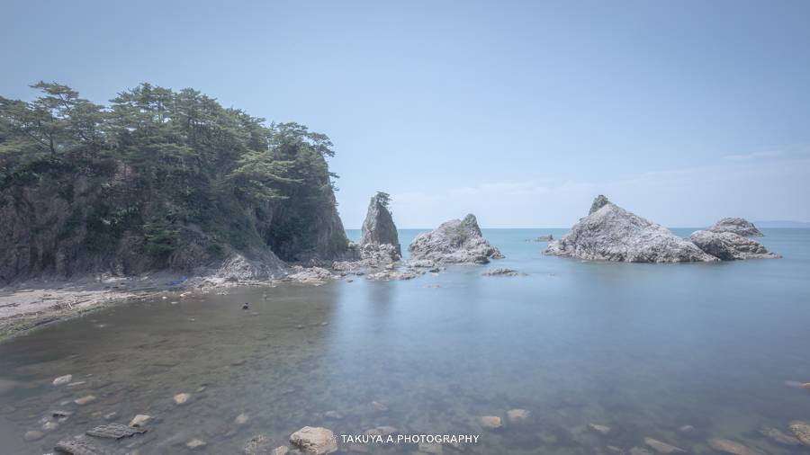 新潟県の絶景 笹川流れ眼鏡岩